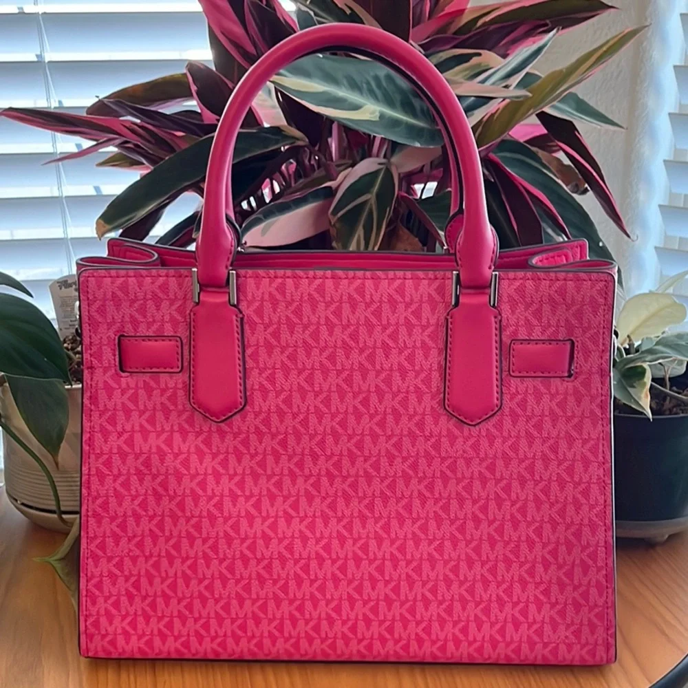 Michael Kors Dragonfruit MD Satchel NWT - Picture 7 of 16